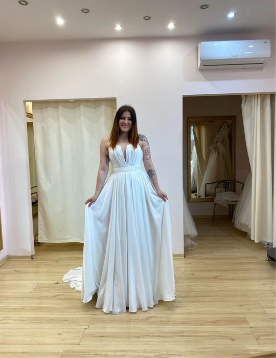 Suknia  ślubna rozkiar M/L