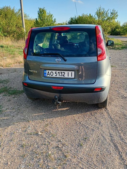 Nisan Note 1.4 бензин 2007