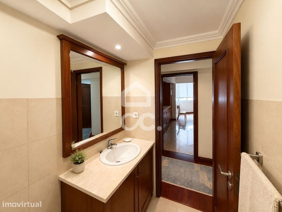 Apartamento com 3 Quartos - São Pedro - Ponta Delgada