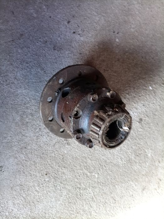 Mechanizm różnicowy UAZ