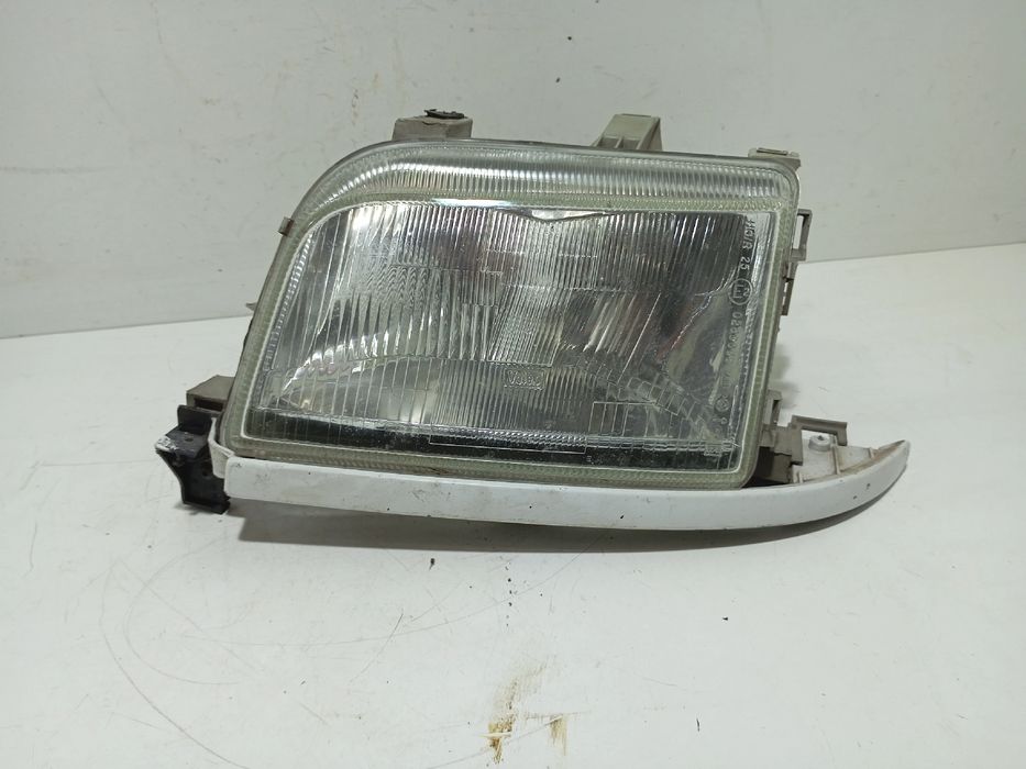 Ótica / farol esquerda RENAULT Clio I (B/C57_, 5/357_)