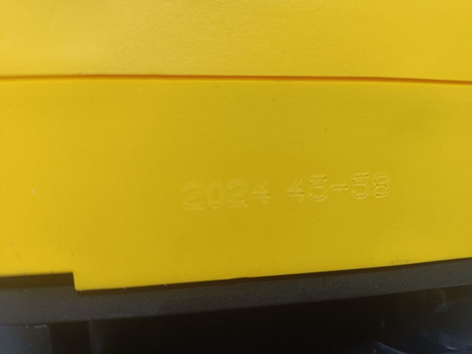 DEWALT PILARKA ŁAŃCUCHOWA 18V 30cm 1 x 5,0Ah DCM565 zestaw