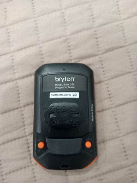GPS bryton 320.                   .
