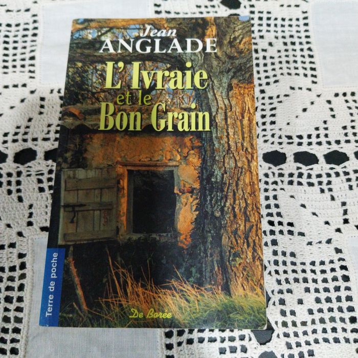 L'Ivrai et le Bon grain. Portes incluídos.