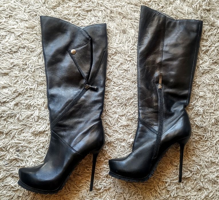 Сапоги на шпильке Luciano CARVARI