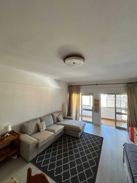 Apartamento T1 no Edificio Rocha Vau