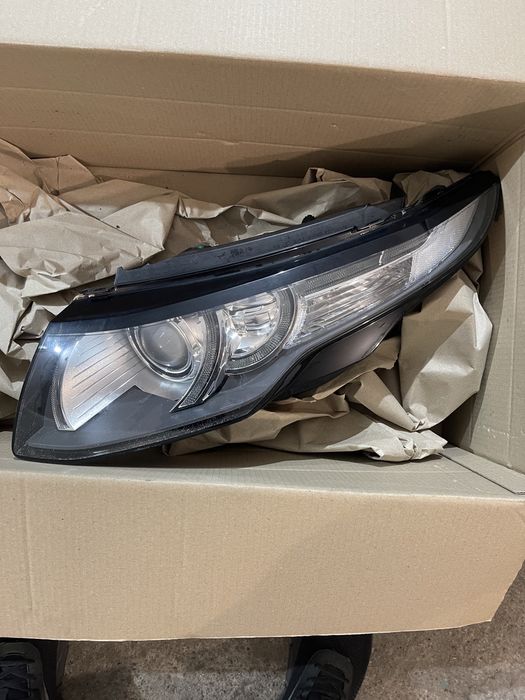 Фары  Land Rover Range Rover Evoque 2011-2019