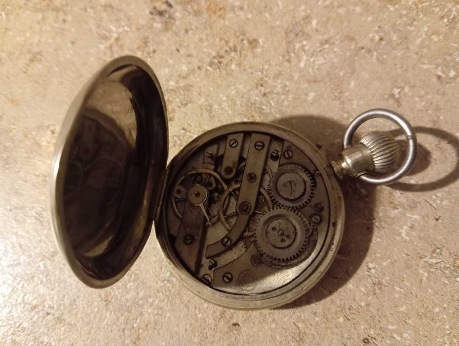 porządki domowe zegarek kieszonkowy