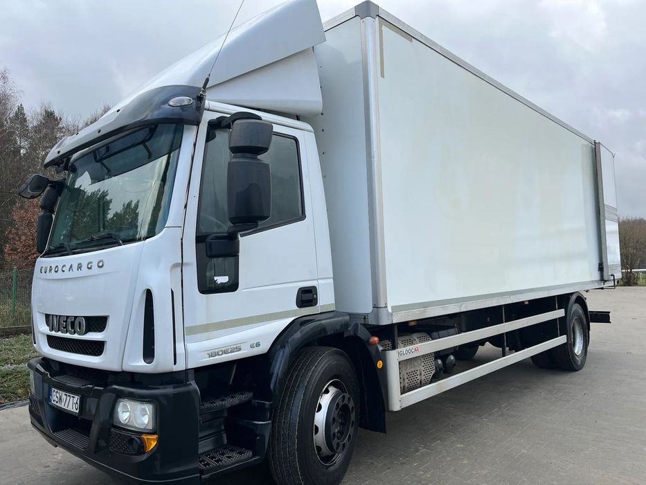 Iveco 180E  Iveco 180E