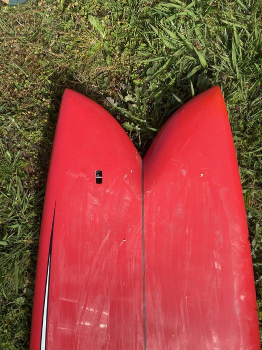 Prancha Twin fin 5’8 como nova