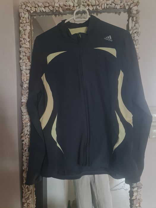 Adidas response wind jacket