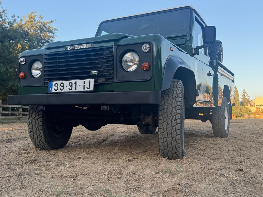 Land Rover Defender 90 2.5 TDi Metal Top