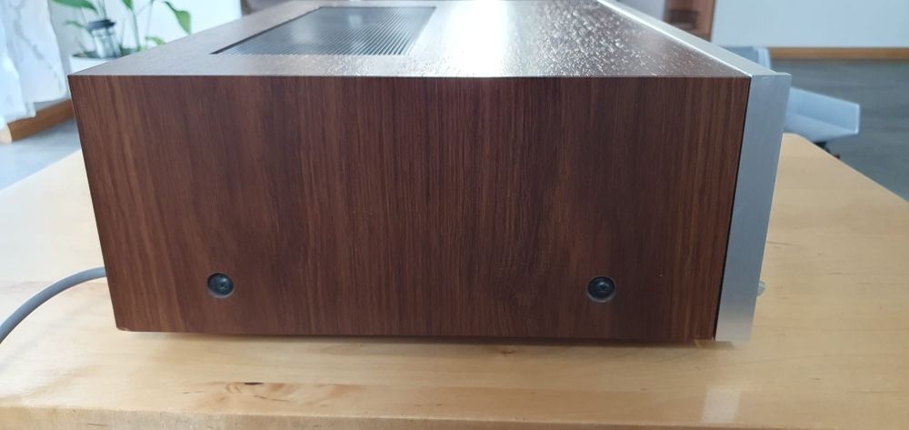 Amplituner Nikko 8085