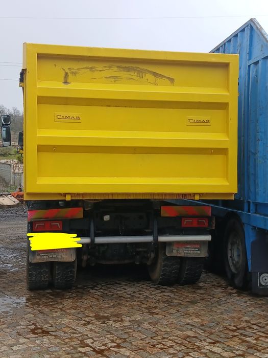 Camiao Man 440. 8x4 basculante