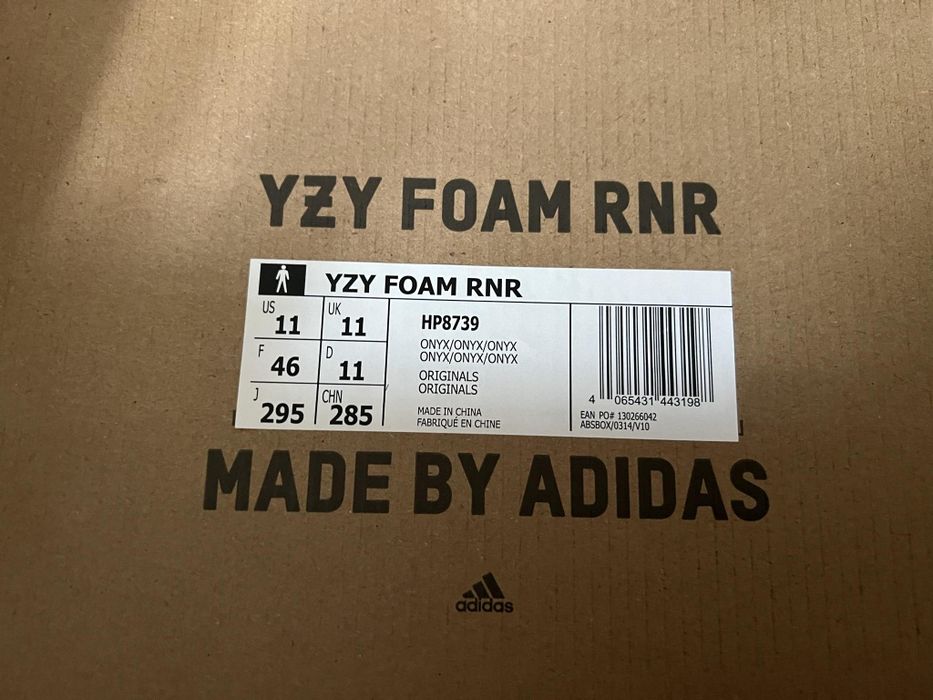 Adidas Yeezy Foam RNR Onyx 46