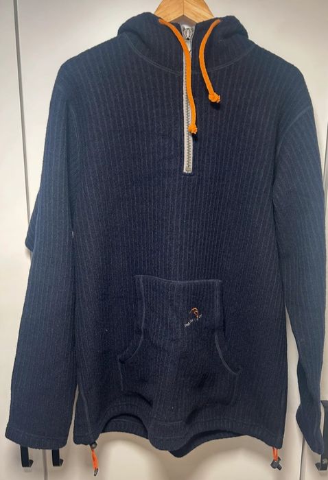 Snowboard. Bluza z kapturem wełniana