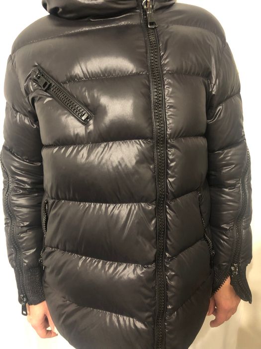Терміново. Зимова куртка “Moncler”