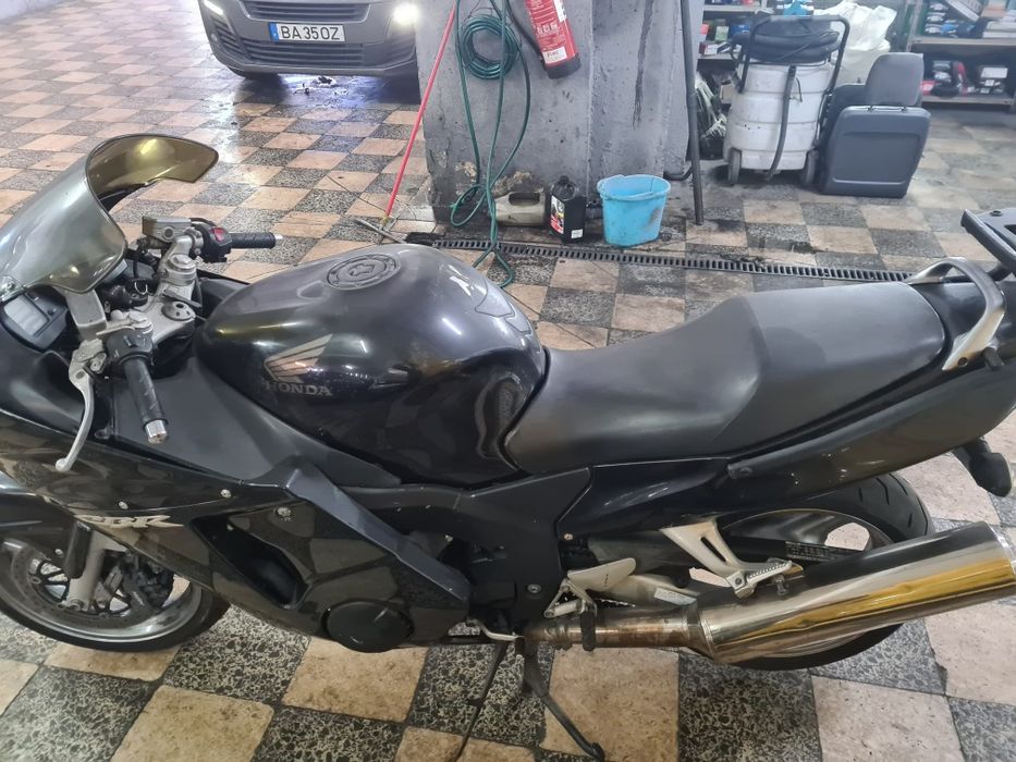 Vendo Honda cbr1100xx