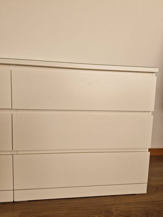 Móvel IKEA MALM 3+3 gavetas e vidro
