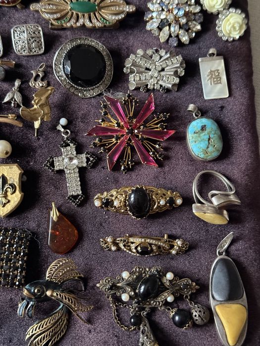 Винтажные брошки. Бижутерия . Брошки.