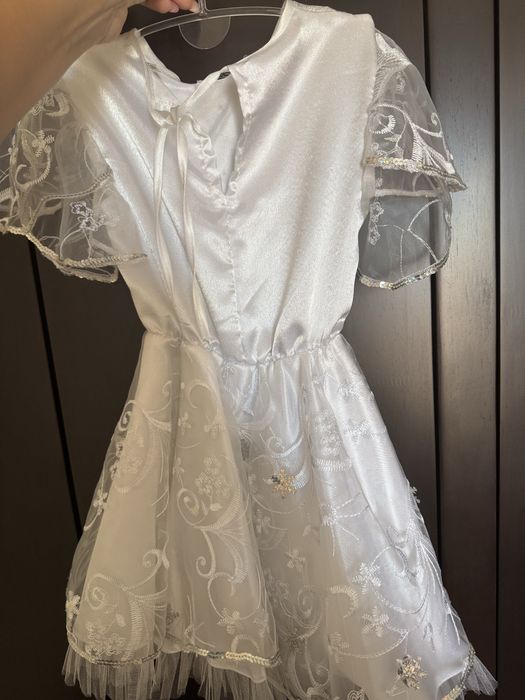 Сукня на дівчинку