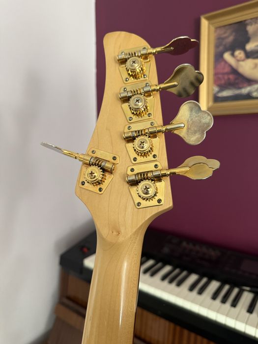 Gitara basowa  Flame Elite Series fretless 5 pięciostrunowy bass