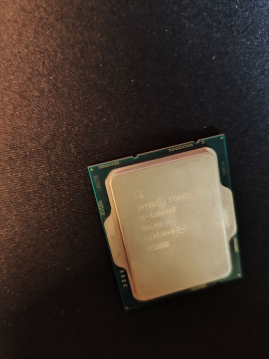 Intel i5-12600KF