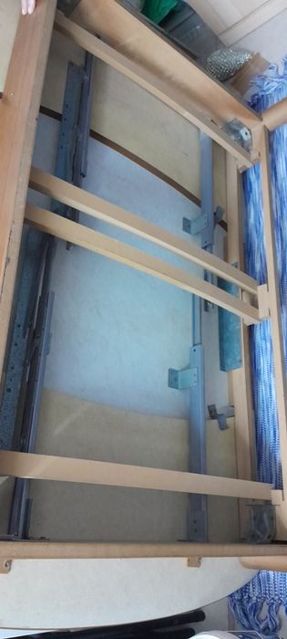 Mesa de cozinha extensivel com 4 cadeiras e 2 bancos