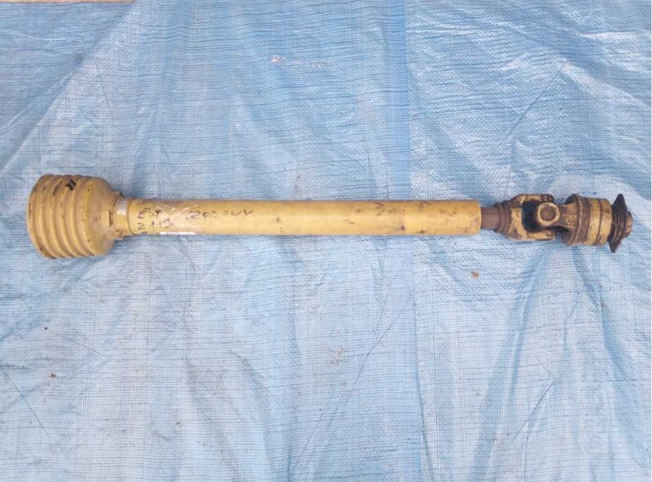 Wałek Przekażnika Mocy Wom Czołowy 110cm Sprzęgło