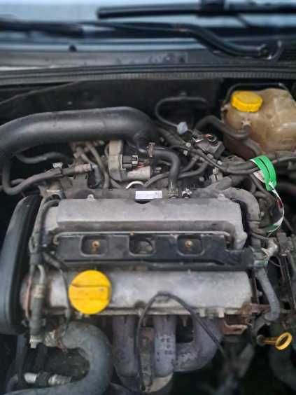 Opel Vectra 2003r 1.8 z gazem