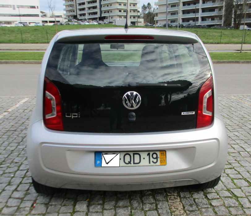 Volkswagen UP Impecável  Viatura Nacional