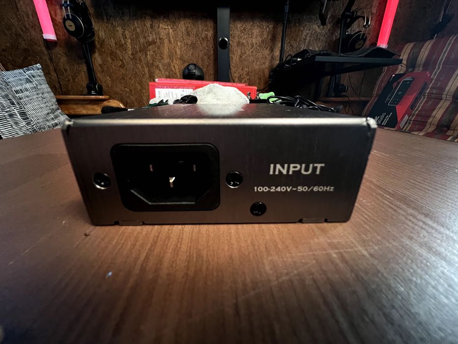 Fonte alimentação Pedalboard HarleyBenton PowerPlant ISO-1ACProModular