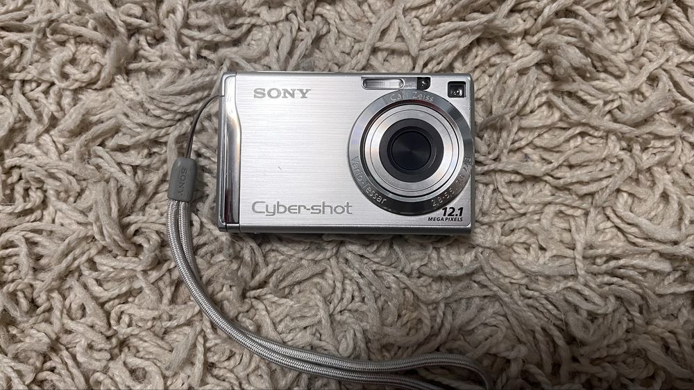 sony cyber shot 121 - купить фототехнику, видеоаппаратуру - Цена