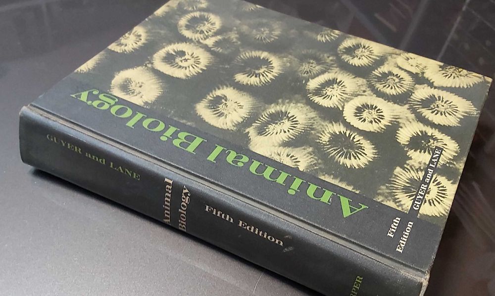 Livros Biologia Animal  -  Animal Biology por Guyer and Lane 5ª E 1964