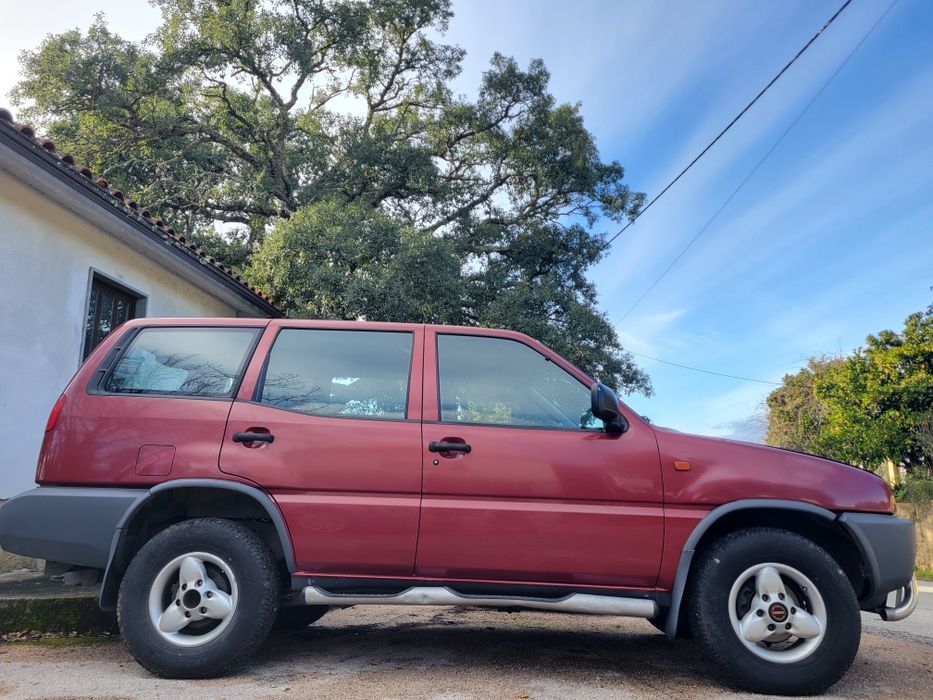 Nissan Terrano II c/Ac 7 lugares 1995
