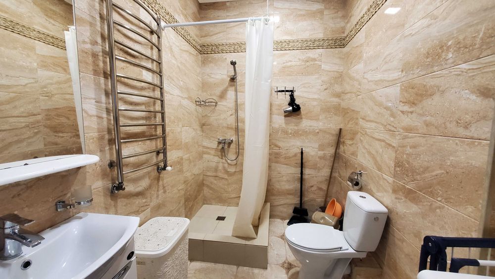 Довгострокова, Срібний буд. Шошкевича,3