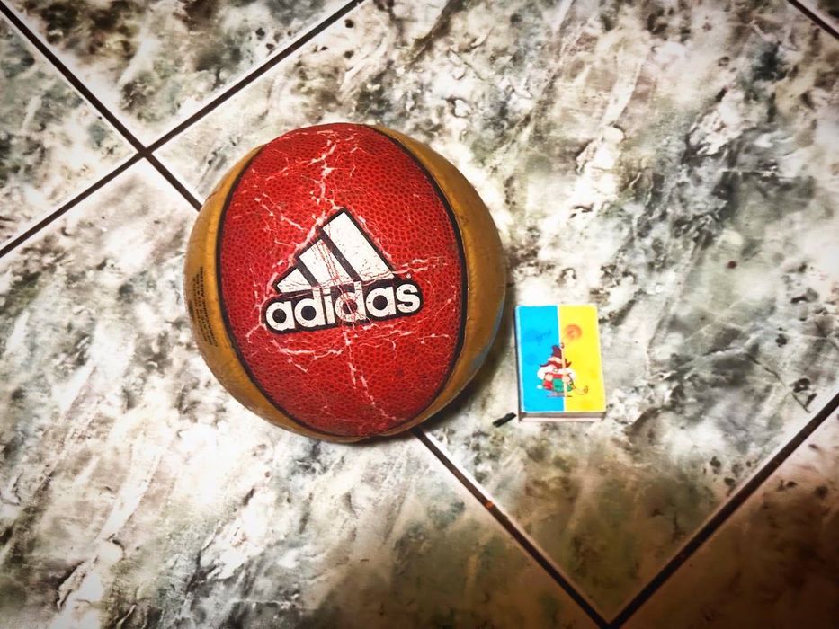 Adidas mini баскетбольный мячик