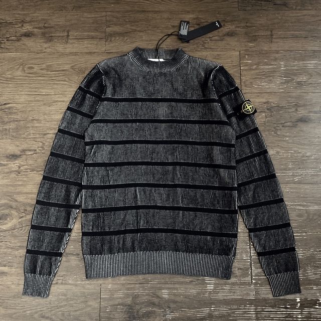 Striped Ribbed-Knit Sweater/ Светр стон айленд