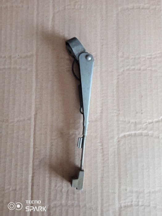 В коллекцию дворник фары Вольво 74г.в.