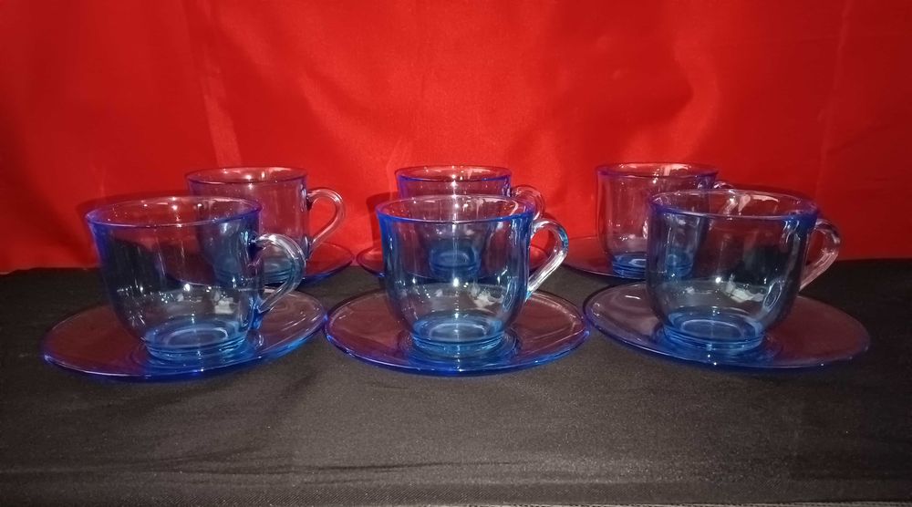 conjunto de porcelanas vidros canecas serviços