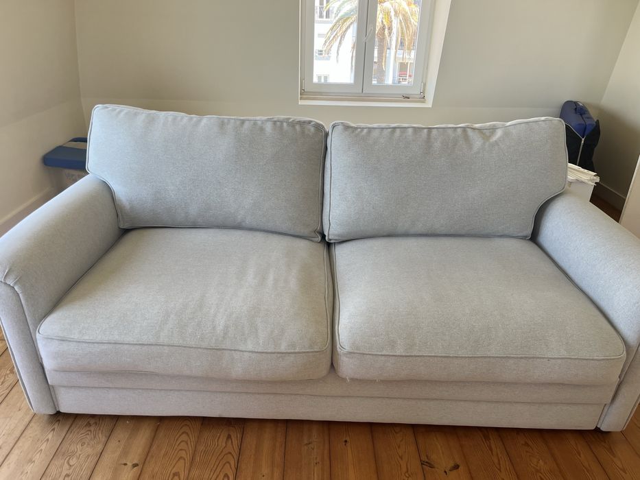 Sofa da loja Homes in Haeven