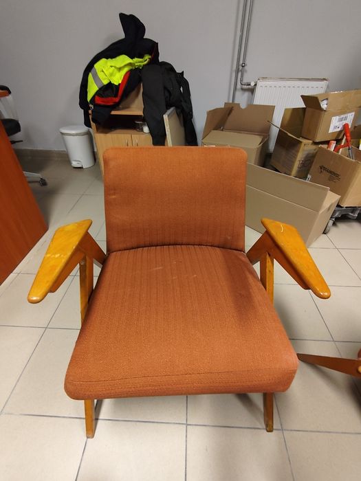 Fotele, krzesła, stolik vintage PRL