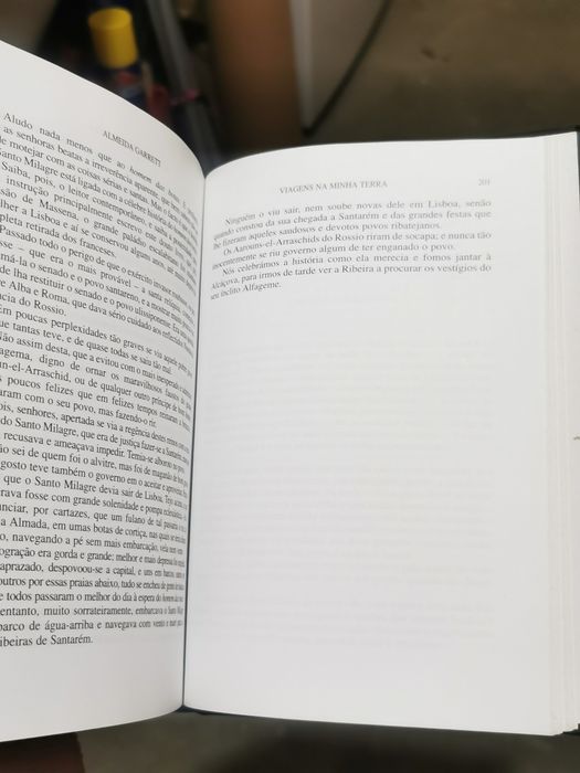 Livro Viagens na minha terra de Almeida Garrette