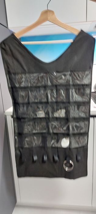 Organizer na biżuterię wielokieszeniowy