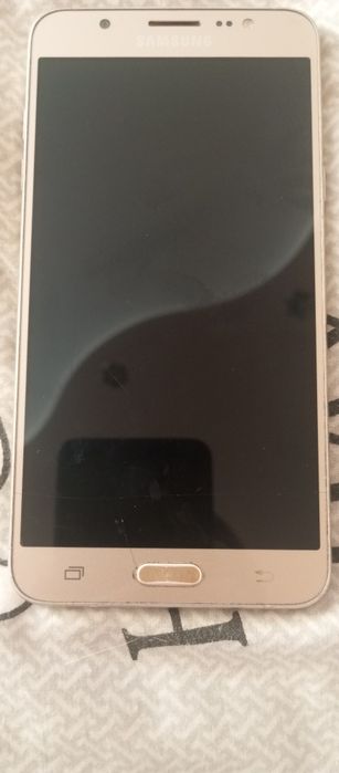Samsung Galaxy J7 (2016)