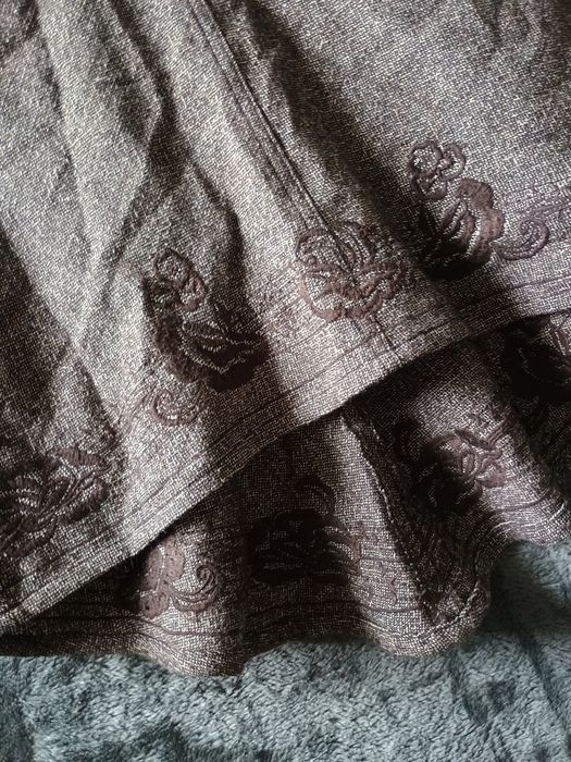 Spódnica wełniana asymetryczna solar