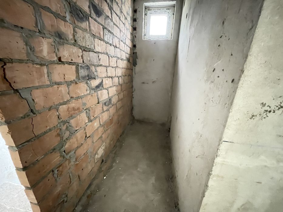 ПРОДАЖ приватного будинку поруч з лісом