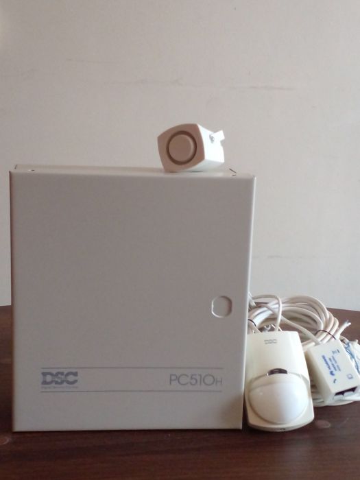 Система охранной сигнализации DSC  PC 510H в полной комплектации.