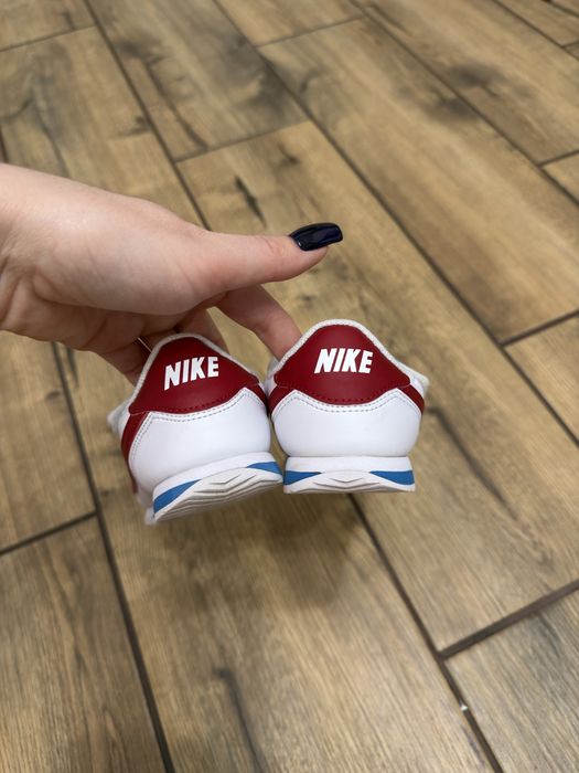 Кросівки   nike