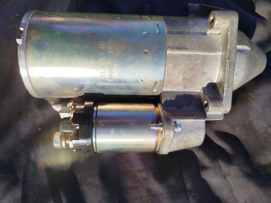 ГБЦ. Стартер.Колектора Нива2121